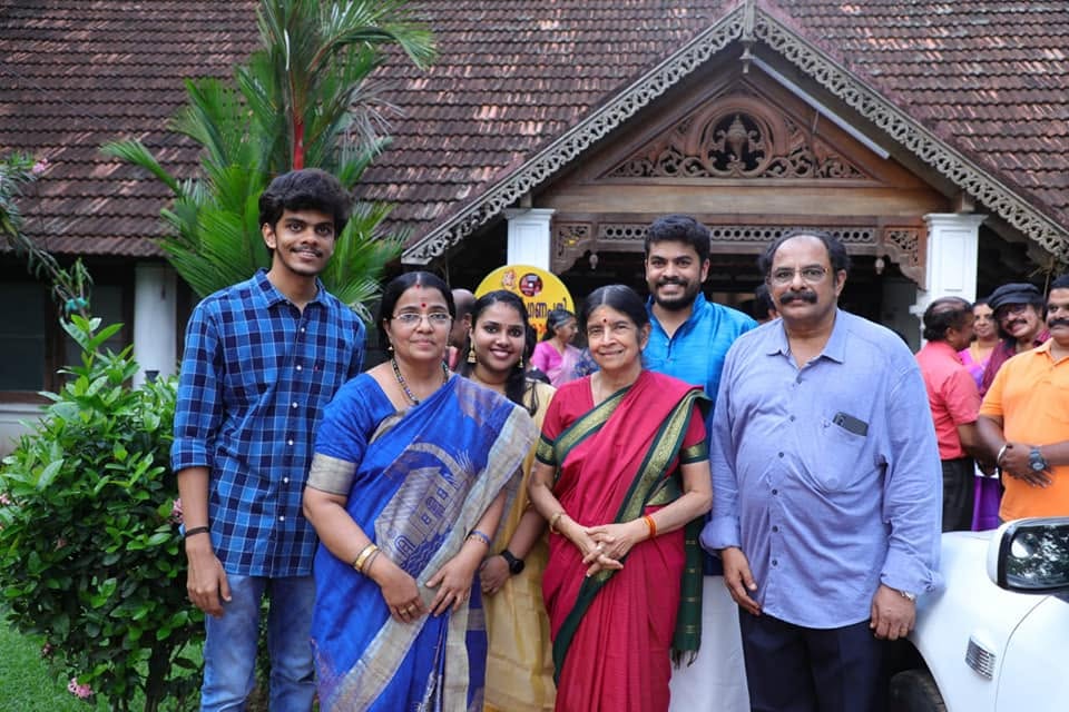 Pazhavangadi Ganapathy CD release photo 06